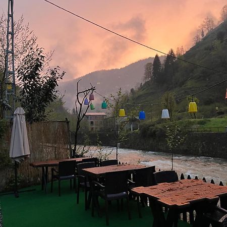Afara Bungalows Otel & Cafe Rize Exteriör bild